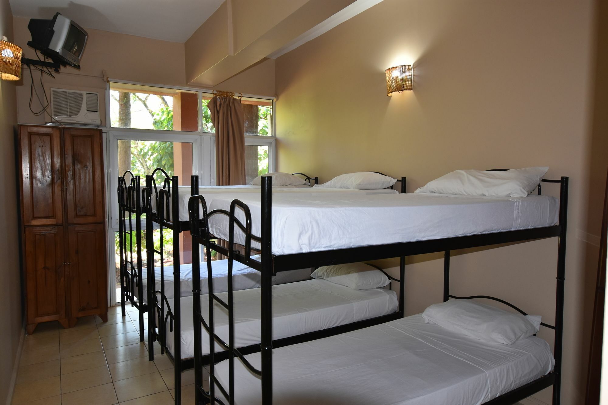 Tangoinn Club Iguazu Party Luxury Hostel Puerto Iguazú Exteriér fotografie