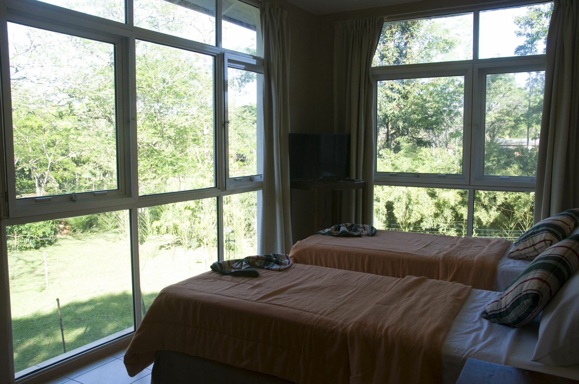 Tangoinn Club Iguazu Party Luxury Hostel Puerto Iguazú Exteriér fotografie